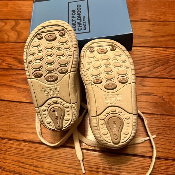 Stride rite - Picture 6 of 6